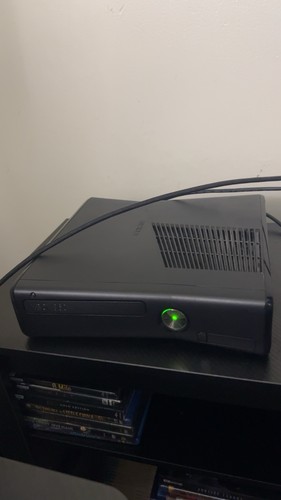 Microsoft xbox 360 slim - microsoft,